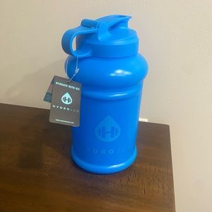 Cobalt Pro Hydro Jug With Vintage Floral Pro Sleeve
